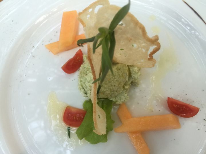 RICOTTA AL DRAGONCELLO, BURRO DI DRAGONCELLO, MELONE E POMODORINI