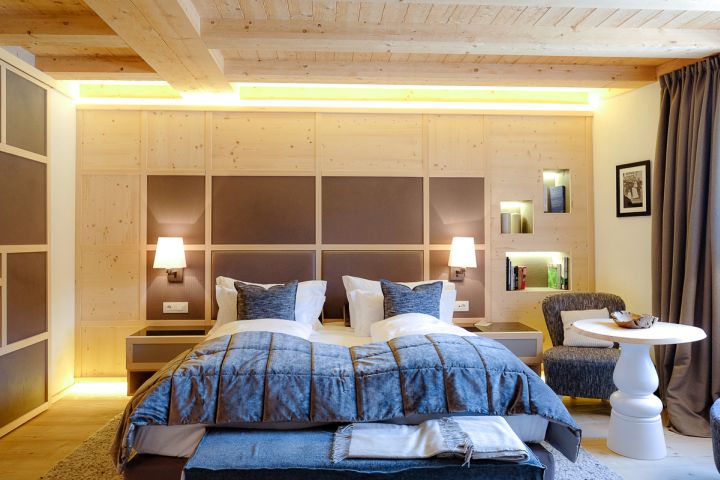 Miss_Claire_Chalet_Zeno-1014