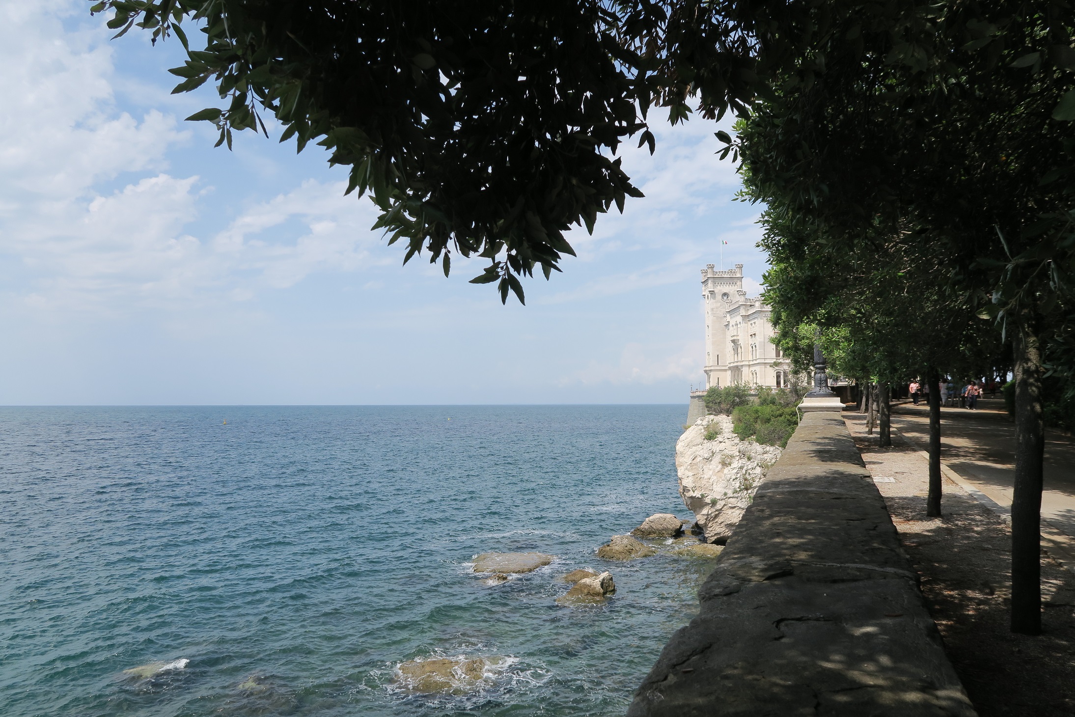 missclairelibertycastellodimiramare32