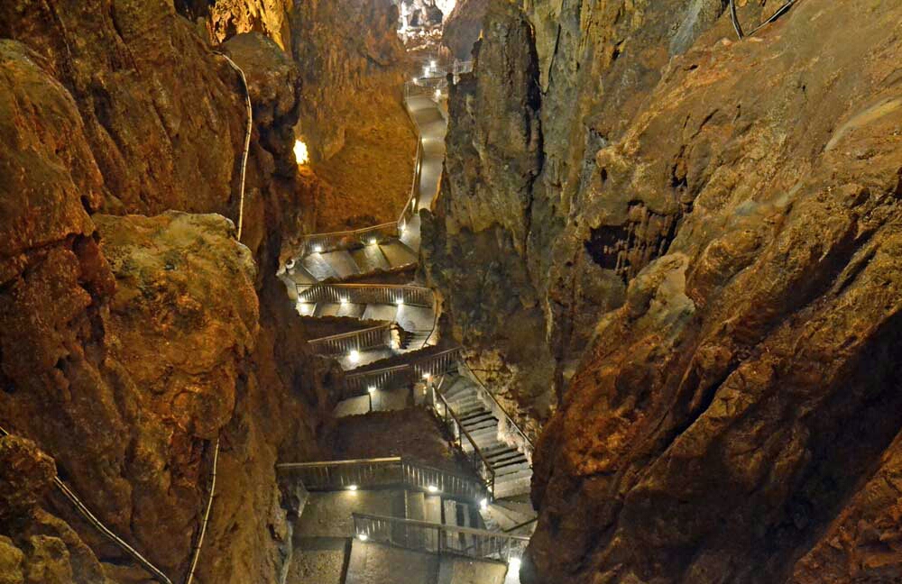 grotta-gigante-missclaire5