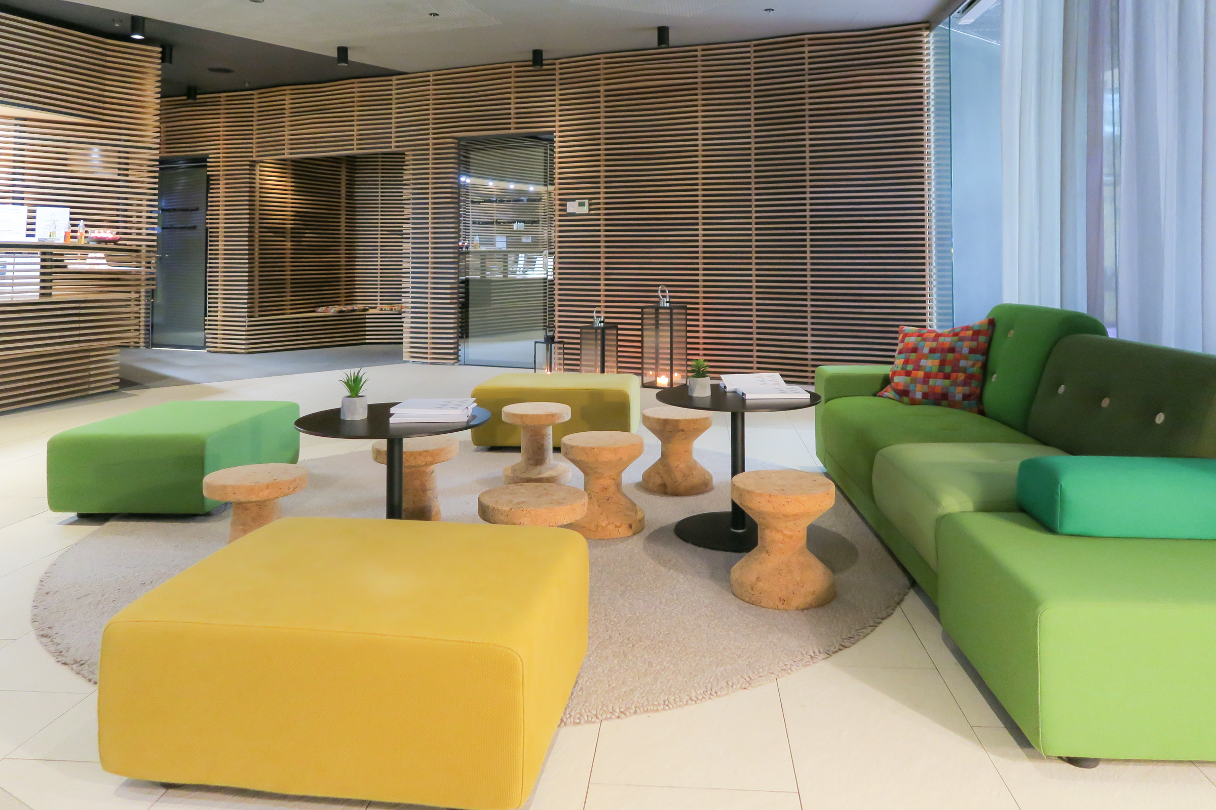 miss_cliare_hotel_amarin-1026